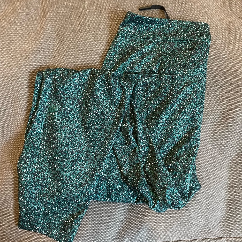 Lululemon Jet Pant *Luxtreme - Green Print